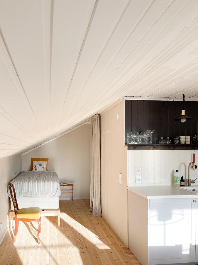 Lovely, Bright Apartment Overlooking Nature Fiskebäckskil Kültér fotó