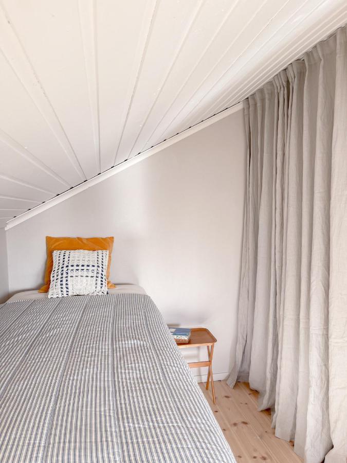 Lovely, Bright Apartment Overlooking Nature Fiskebäckskil Kültér fotó